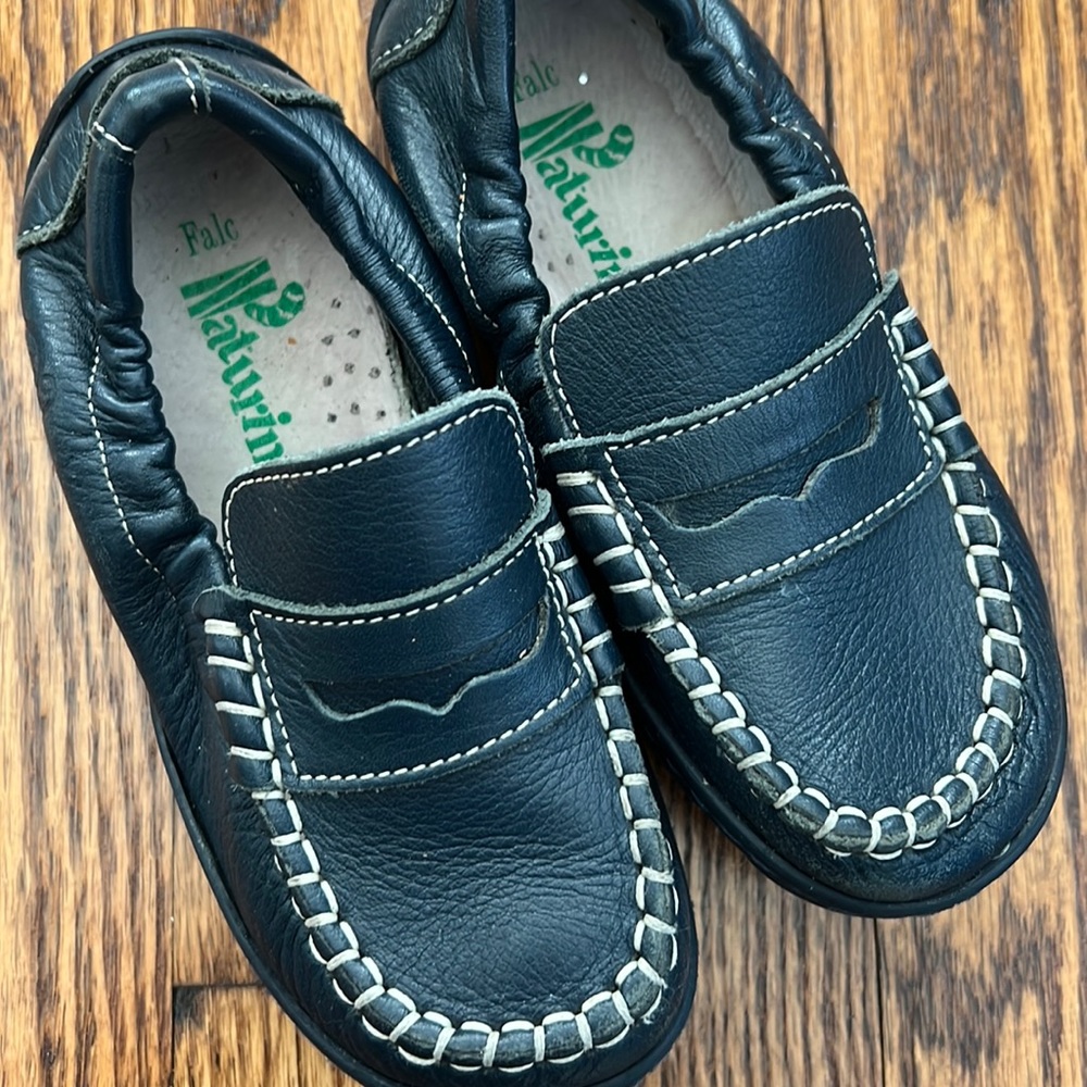Naturino Size 9 toddler loafers